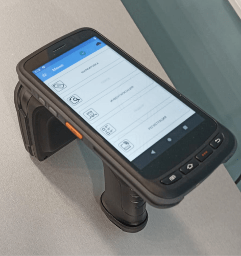 Мобильный RFID считыватель для инвентаризации книг в библиотеке